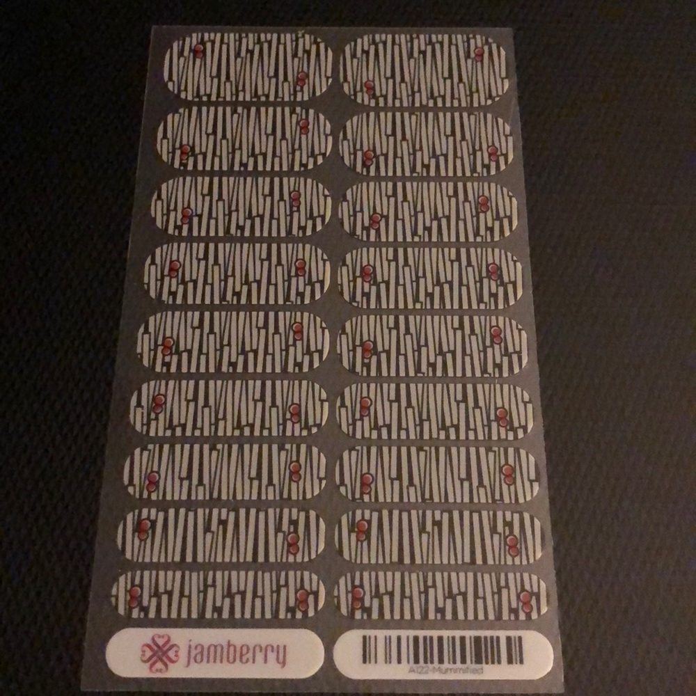 Jamberry full sheet, Halloween style “Mummified”